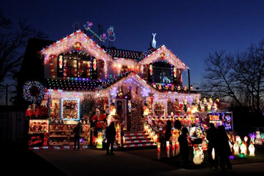 The Great Christmas Light Fight